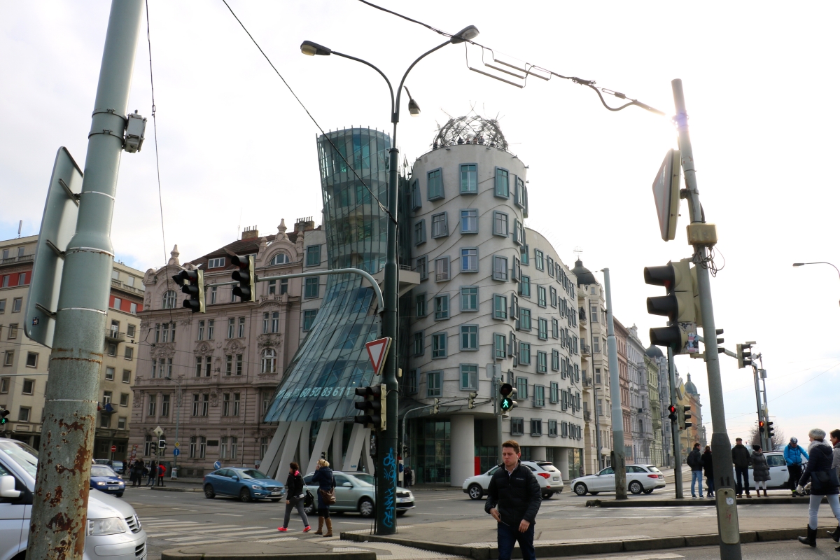 The "Dancing House" 
